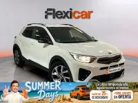 Usado Kia Stonic GT-Line 120 CV (88 kW) 2021 Blanco SUV