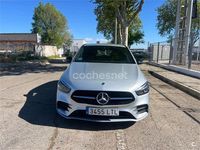 Usado Mercedes B200 150 CV (110 kW) 2021 Gris / plata Utilitario