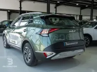 Usado Kia Sportage 136 CV (100 kW) 2024 Verde SUV