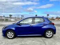 Usado Toyota Yaris 125 CV (91 kW) 2021 Azul Utilitario