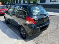 Usado Toyota Yaris Live 69 CV (50 kW) 2010 Negro Utilitario