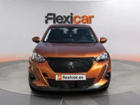 Usado Peugeot 2008 Active 110 CV (80 kW) 2021 Naranja SUV