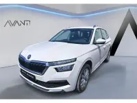 Usado Skoda Kamiq Ambition 110 CV (80 kW) 2021 Blanco SUV
