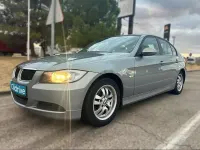 Usado BMW 318 143 CV (105 kW) 2006 Gris / plata Berlina