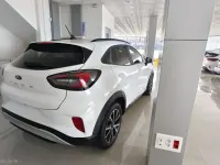 Usado Ford Puma Titanium 125 CV (91 kW) 2024 Blanco SUV