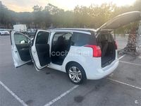 Usado Peugeot 5008 Allure 115 CV (84 kW) 2013 Blanco Monovolumen
