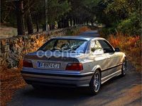 Usado BMW 325 190 CV (139 kW) 1993 Gris / plata Coupe