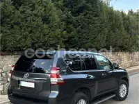 Usado Toyota Land Cruiser 190 CV (139 kW) 2014 Gris / plata SUV