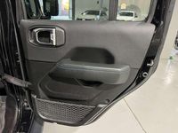 Usado Jeep Wrangler Unlimited Rubicon 381 CV (280 kW) 2025 Negro SUV