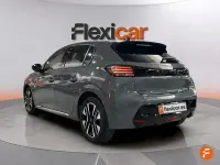 Usado Peugeot 208 Allure 100 CV (73 kW) 2025 Gris Utilitario