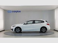 Usado BMW 118 136 CV (100 kW) 2021 Pintura sólida alpinweiss Utilitario