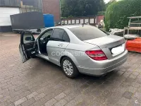 Usado Mercedes C220 170 CV (125 kW) 2008 Gris / plata Berlina