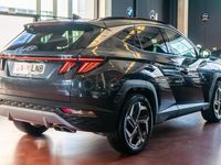 Usado Hyundai Tucson 230 CV (169 kW) 2021 Gris / plata SUV