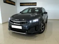 Usado Kia XCeed 101 CV (74 kW) 2024 Gris / plata SUV