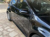 Usado Toyota Yaris 125 CV (91 kW) 2024 Negro Berlina