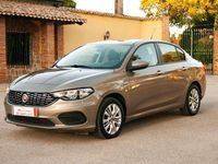 Begagnad Fiat Tipo Easy 95 HK (69 kW) 2017 Brun Sedan