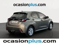 Usado Toyota Yaris Edition 125 CV (91 kW) 2024 Marrón Utilitario