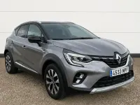 Usado Renault Captur Techno 90 CV (66 kW) 2024 Gris SUV