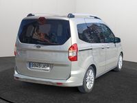 Usado Ford Tourneo Courier Trend 97 CV (71 kW) 2015 Blanco Monovolumen