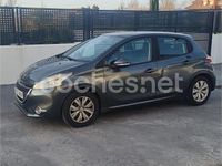 Usado Peugeot 208 Access 82 CV (60 kW) 2015 Gris / plata Utilitario