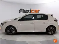 Usado Peugeot 208 Active 102 CV (75 kW) 2023 Blanco Utilitario