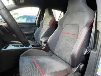 Usado VW Golf VIII GTI Clubsport 301 CV (221 kW) 2022 Gris / plata Berlina