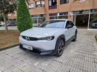 Usado Mazda MX30 Ad'Vantage 170 CV (125 kW) 2024 Gris / plata SUV