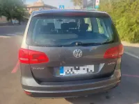 Usado VW Sharan Advance 140 CV (102 kW) 2014 Gris Monovolumen