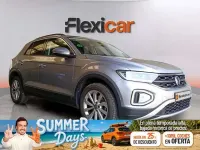 Usado VW T-Roc 116 CV (85 kW) 2024 Gris SUV
