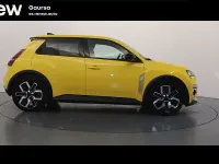 Usado Renault 5 E-Tech Techno 88 kW (120 CV) 2025 Amarillo Berlina