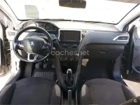 Usado Peugeot 208 Style 82 CV (60 kW) 2016 Gris / plata Utilitario