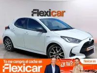 Usado Toyota Yaris Style 116 CV (85 kW) 2021 Blanco Utilitario