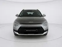 Usado Kia Niro 139 CV (102 kW) 2025 Gris SUV