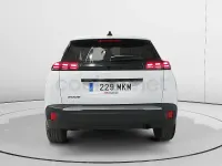 Usado Peugeot 2008 Active 100 CV (73 kW) 2023 Blanco SUV