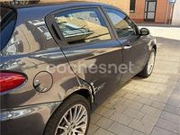 Usado Alfa Romeo 147 Distinctive 105 CV (77 kW) 2010 Gris / plata Utilitario