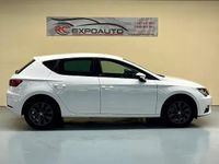 Begagnad Seat Leon Style 131 HK (96 kW) 2019 Vit Halvkombi
