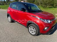 Usado Mahindra KUV100 82 CV (60 kW) 2018 Rojo SUV
