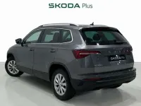 Usado Skoda Karoq Ambition 150 CV (110 kW) 2022 Gris SUV