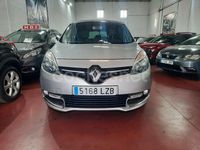 Usado Renault Grand Scénic III Bose Edition 130 CV (95 kW) 2015 Gris / plata Monovolumen