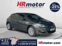 Usado Opel Astra Selective 110 CV (80 kW) 2015 Gris Utilitario