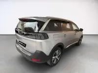 Usado Peugeot 5008 Allure 131 CV (96 kW) 2021 Gris SUV