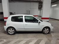 Usado Renault Clio II Dynamique 70 CV (51 kW) 2007 Blanco Berlina