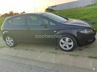 Usado Seat Leon Ecomotive 105 CV (77 kW) 2008 Negro Utilitario