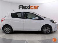 Usado Toyota Yaris Active 69 CV (50 kW) 2019 Blanco Utilitario