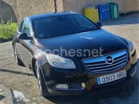 Usado Opel Insignia Selective 130 CV (95 kW) 2013 Marrón Berlina