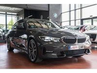 Usado BMW 318 Executive 150 CV (110 kW) 2021 Gris Berlina