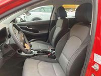 Käytetty Hyundai i30 99 HP (72 kW) 2019 Punainen Viistoperä