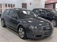 Usado Audi A3 Ambition 140 CV (102 kW) 2006 Negro Utilitario
