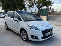 Usado Peugeot 5008 Allure 130 CV (95 kW) 2017 Blanco Monovolumen