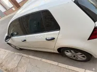 Usado VW Golf VII Advance 116 CV (85 kW) 2017 Blanco Berlina